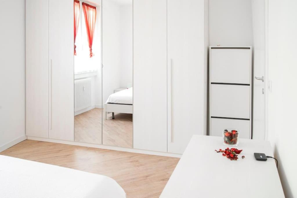B&B Gocciadoro 26 Nuovo, Climatizzato, Zona Ospedale, Posto Auto Trento Luaran gambar